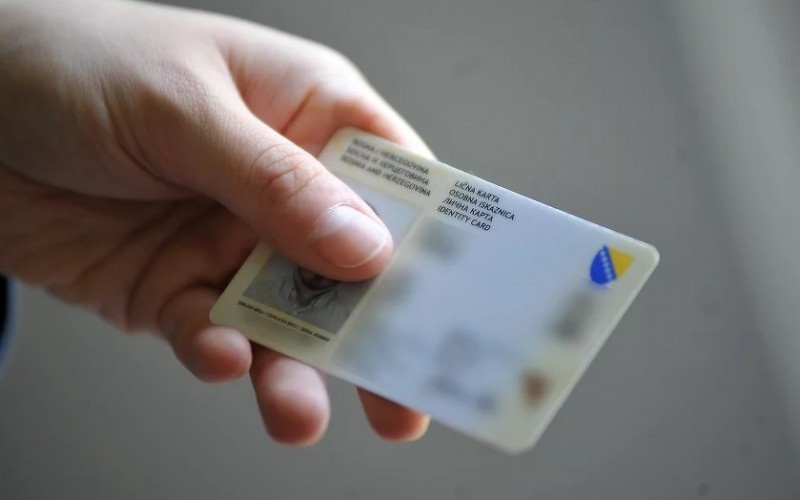 Ured za reviziju upozorio: Postoji rizik da BiH plati 28 miliona KM za lične karte koje nisu iskorištene